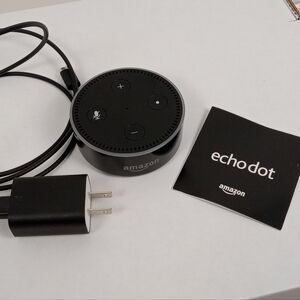 Amazon Echo Dot in Black with Charger